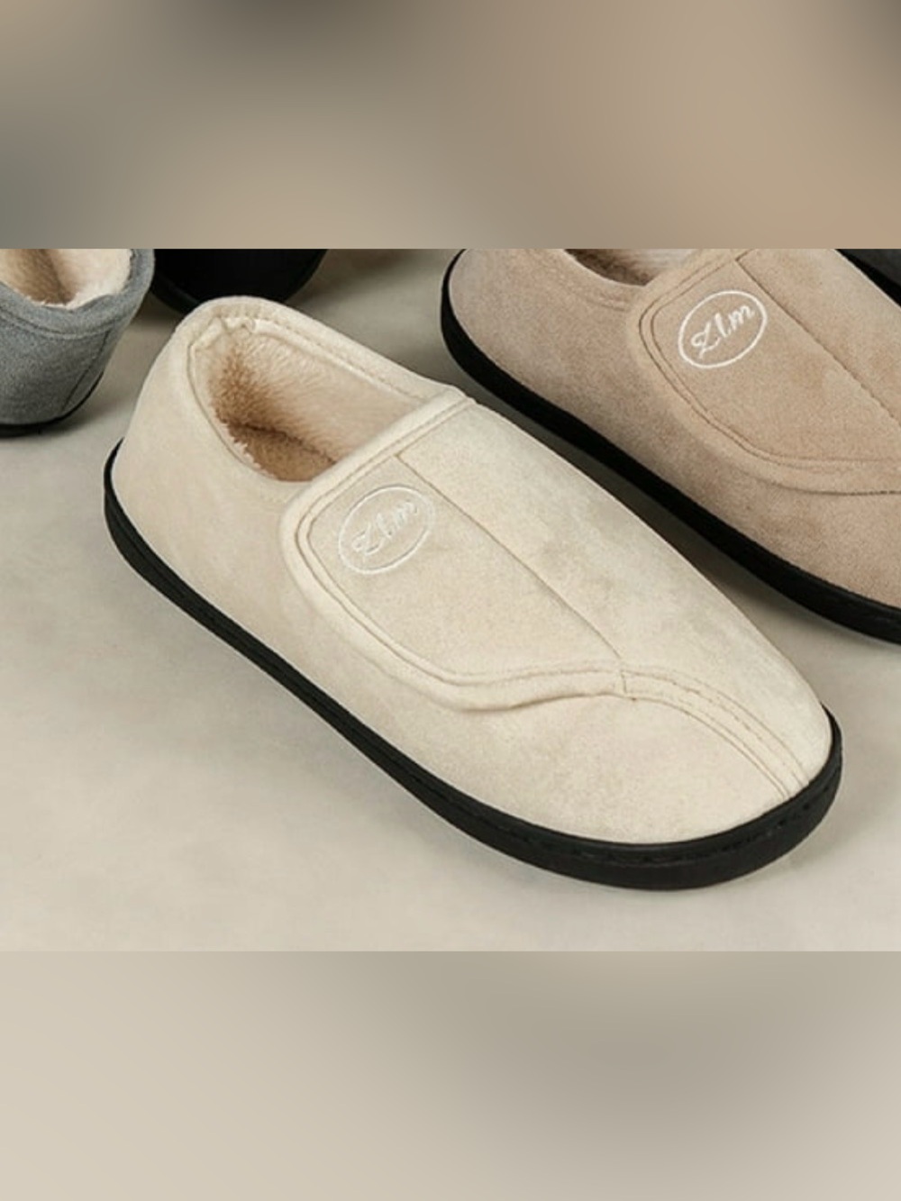 Women’s Slippers Slip On on Winter Mules Clogs. Adjustable closure size 9-10
